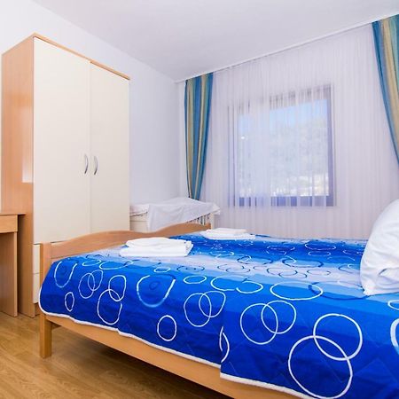 Apartments Jozic Seget Vranjica Buitenkant foto