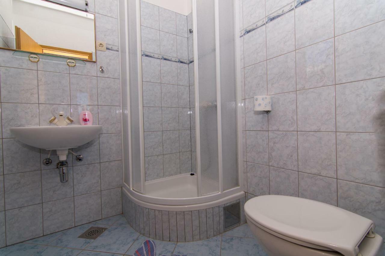 Apartments Jozic Seget Vranjica Buitenkant foto