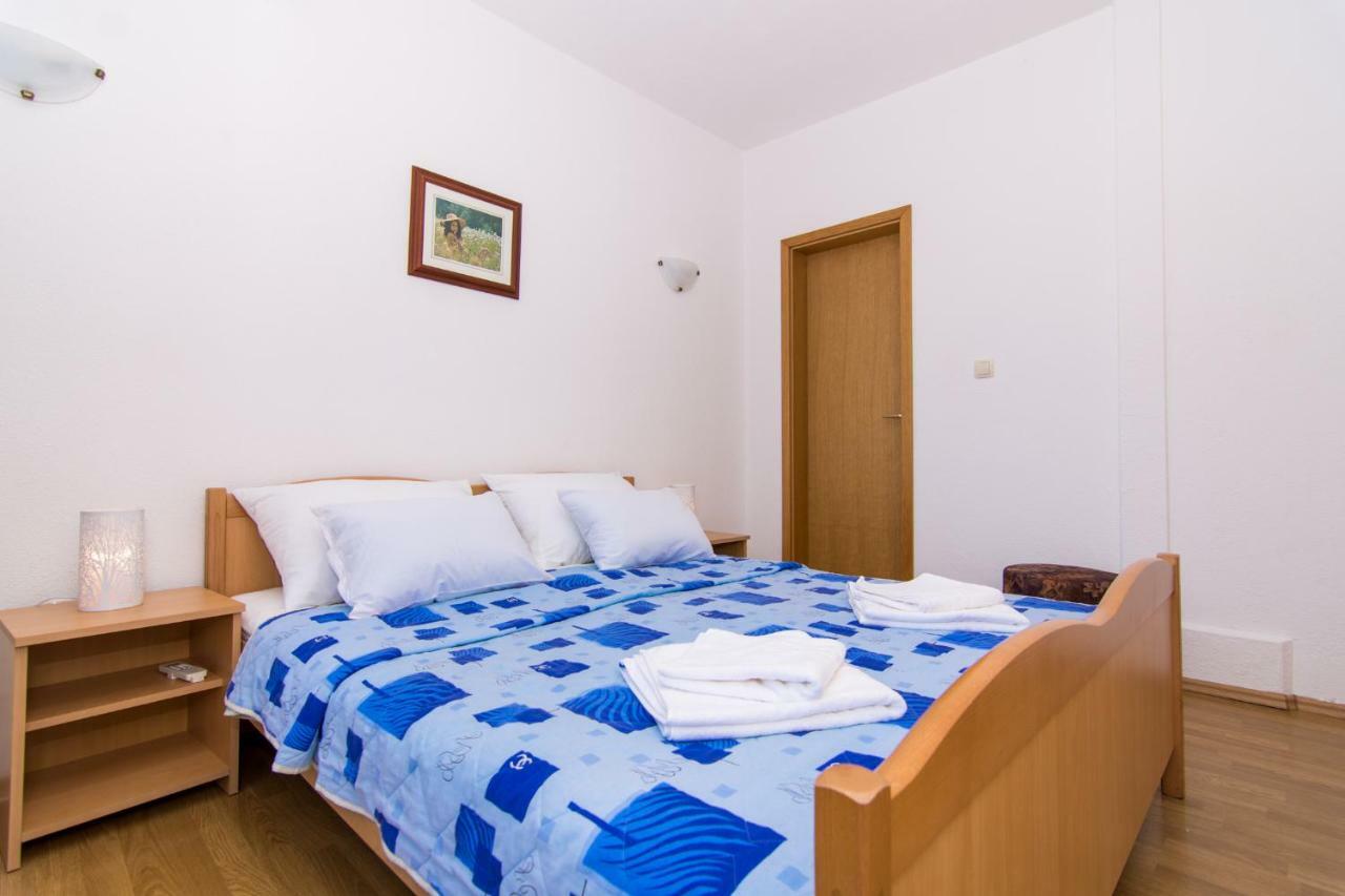 Apartments Jozic Seget Vranjica Buitenkant foto
