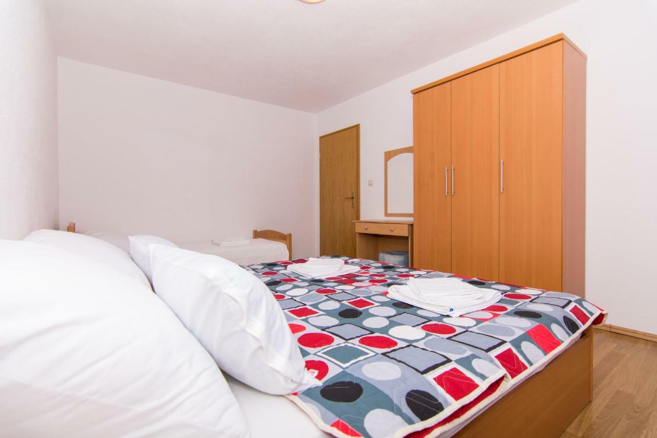Apartments Jozic Seget Vranjica Buitenkant foto